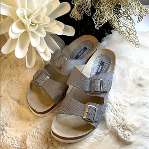 Sandals wedge